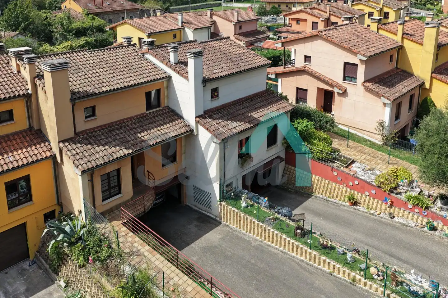 Detached homes for sale in Urbanización Río Nalón, Ribera de Arriba