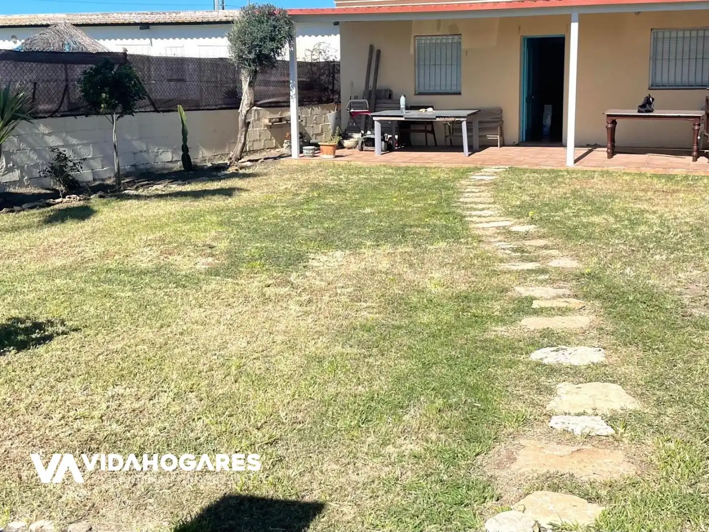 Jardí de Finca rústica en venda en Rota