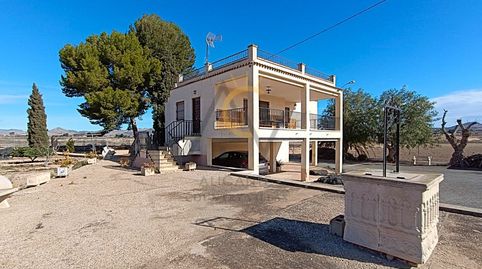 Finca en Venta con Amplia Casa y Excelentes Características en Aspe
