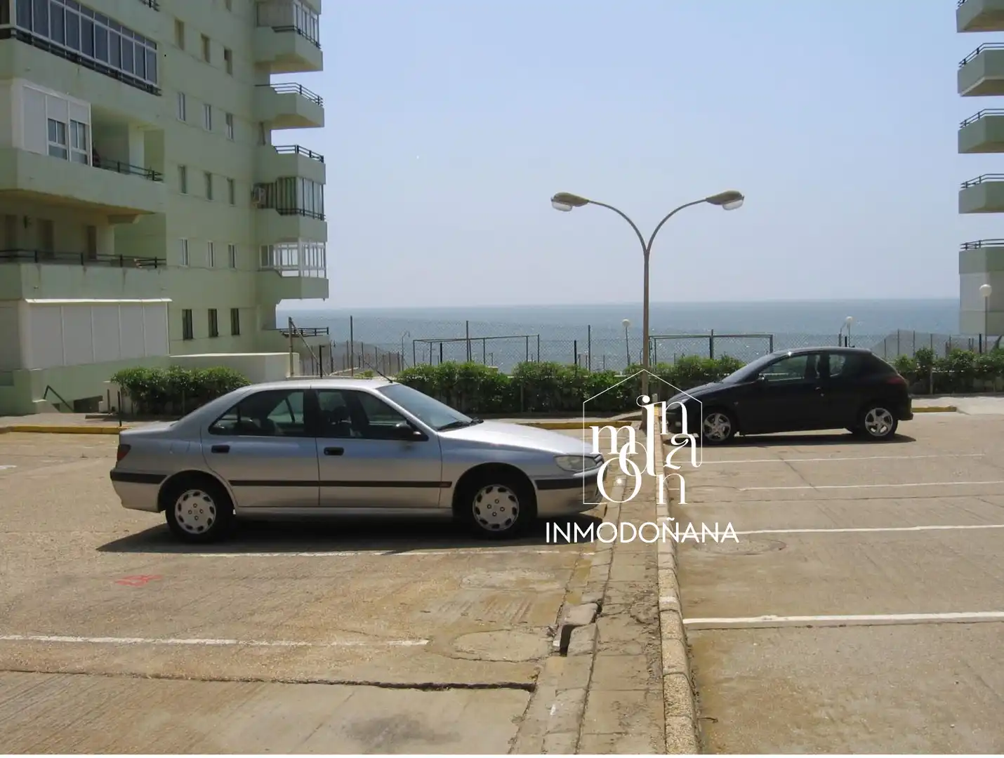 Parking de Piso en venta en Almonte con Terraza y Piscina comunitaria