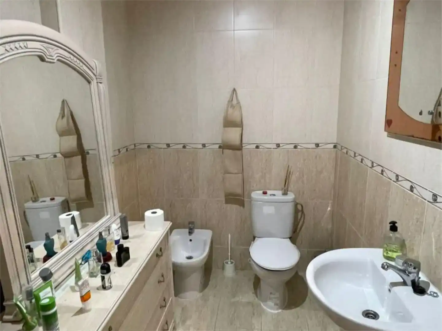 Baño de Piso en venta en Villena con Trastero y Amueblado