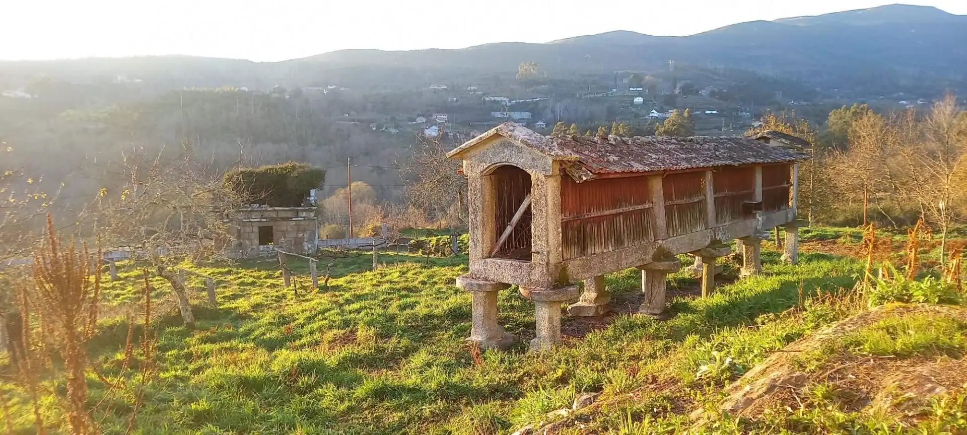 Casa rústica amb terrassa en venda a As Neves, imagen 9