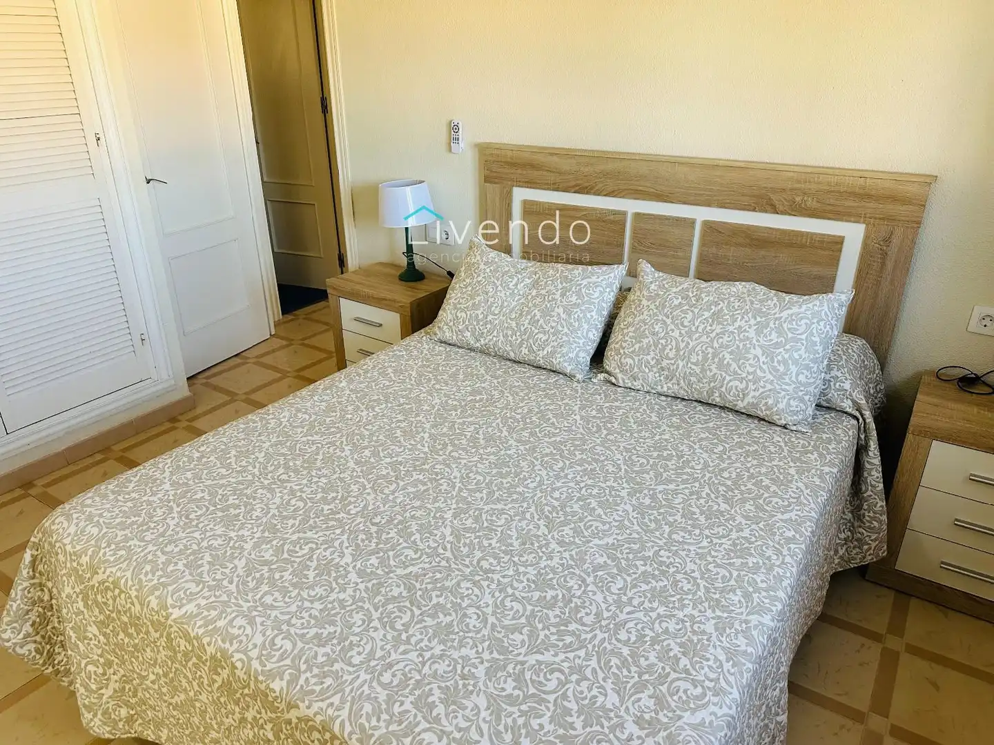 Habitación de Casa o chalet en venta en Chiclana de la Frontera con Piscina y Alarma