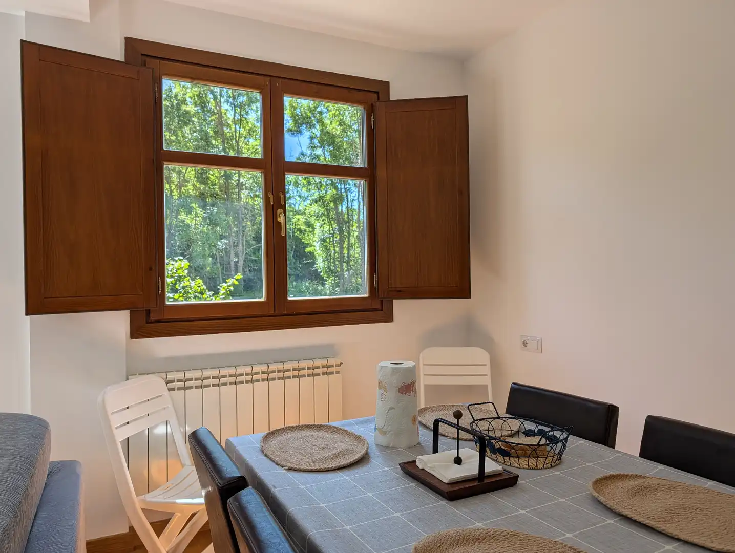 Esszimmer von Wohnungen zum Verkauf in Ezcaray mit Heizung, Möbliert und Balkon