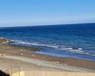 Vista exterior de Apartament de lloguer en San Bartolomé de Tirajana amb Terrassa, Moblat i Piscina comunitària