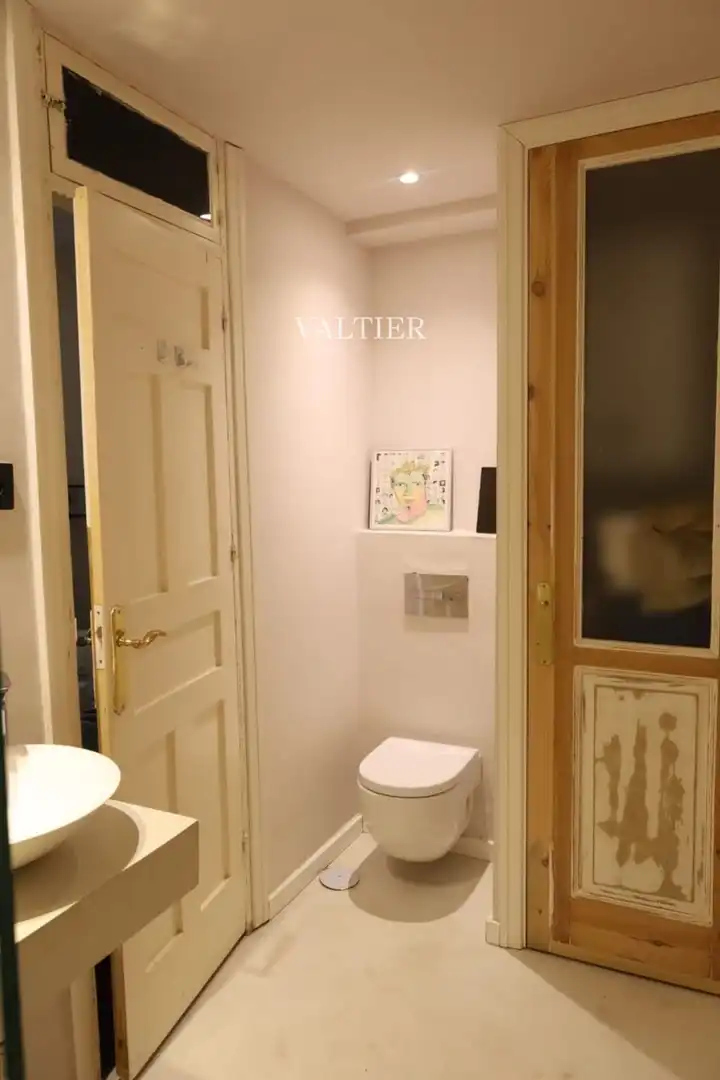 Bathroom of Flat for rent in Madrid  with Air Conditioner, Storage room and Furnished