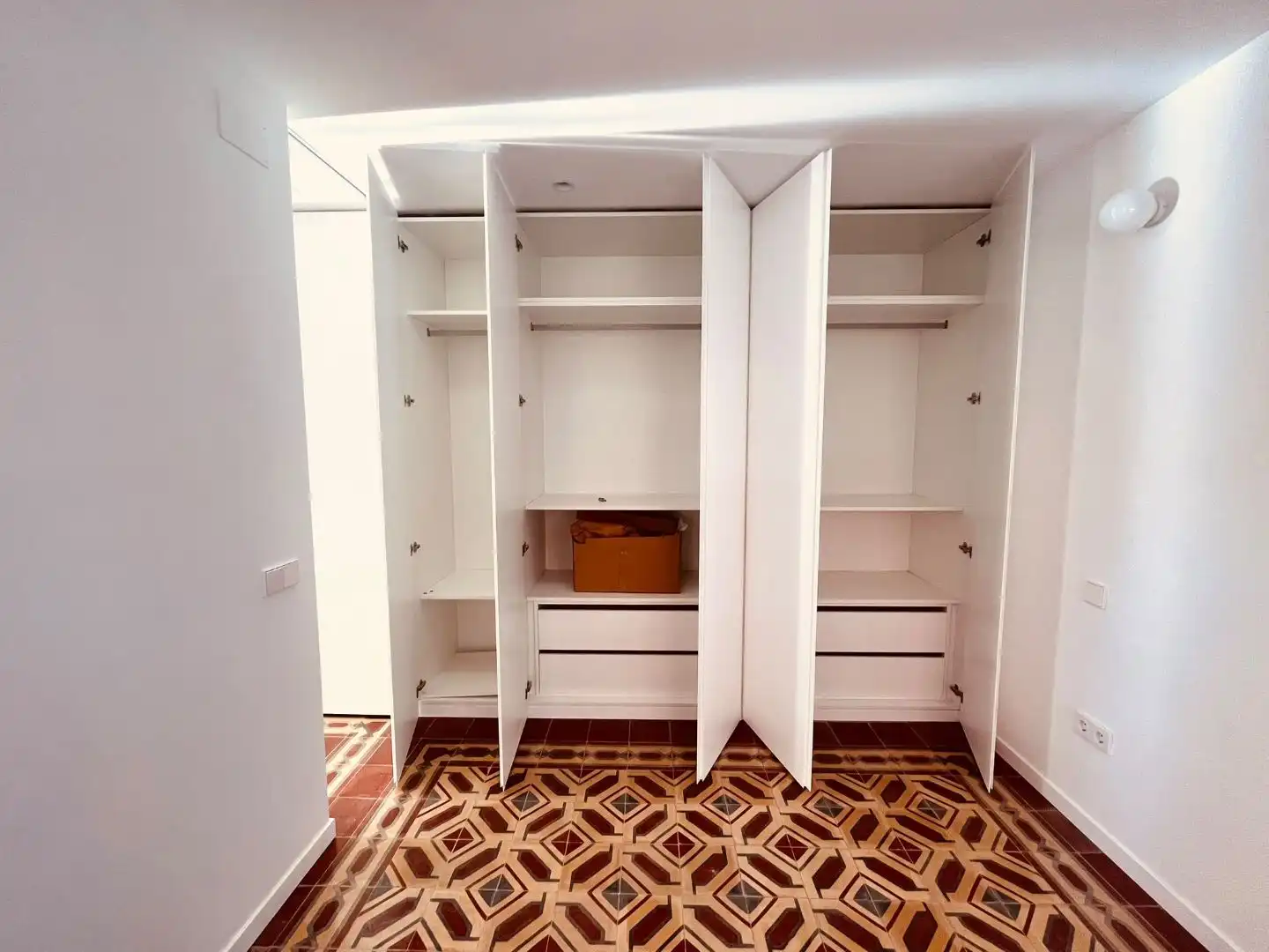 Bedroom of Flat for sale in Carabanchel