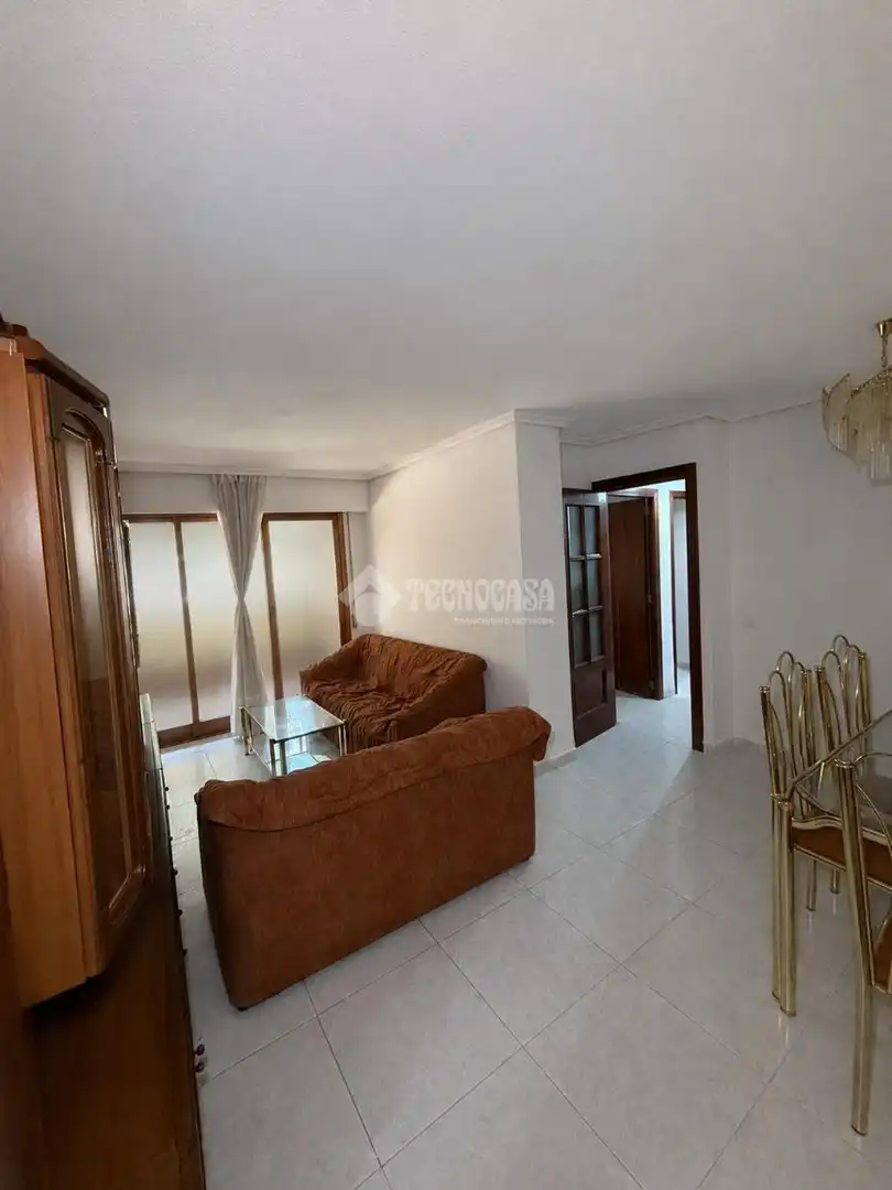 Sala de estar de Piso en venta en Fuenlabrada con Calefacción, Terraza y Amueblado