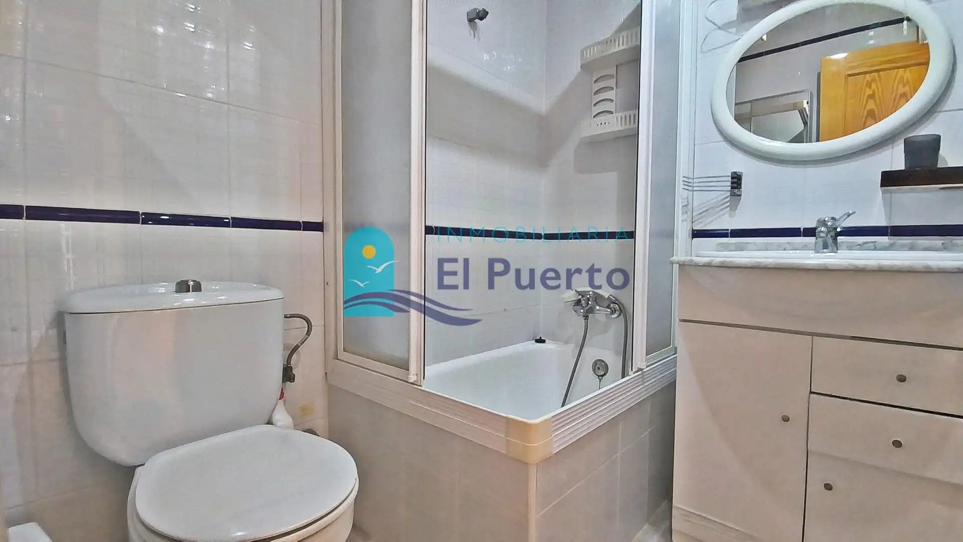 Bathroom of Flat for sale in Mazarrón  with Air Conditioner, Heating and Terrace