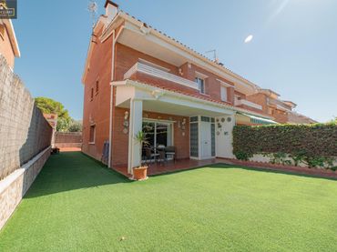 Maison avec jardin à vendre à Sant Vicenç platja