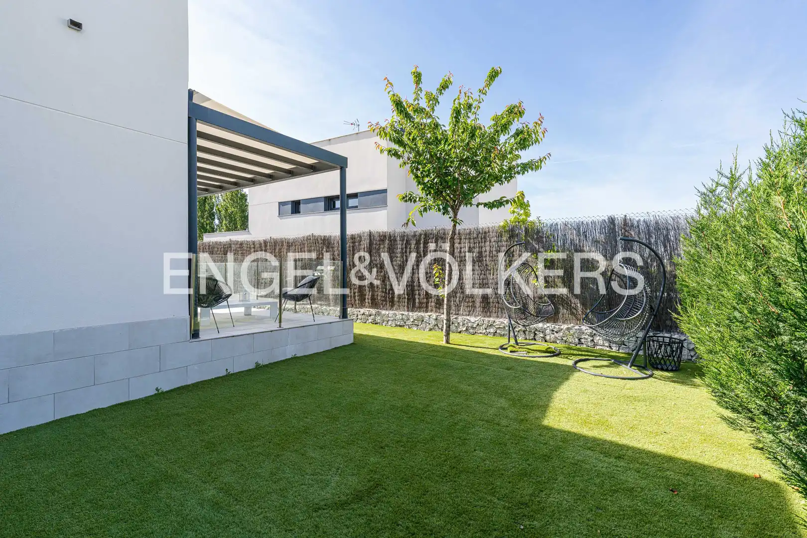 Terrassa de Casa o xalet en venda en Torrelodones amb Aire condicionat, Calefacció i Jardí privat