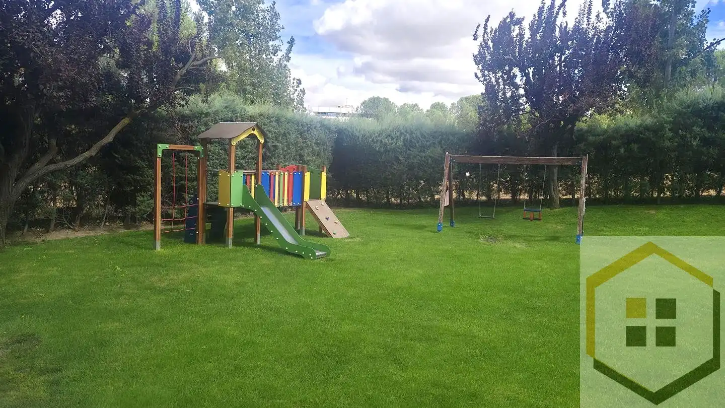 Garden of Flat for sale in Madrid  with Heating, Internet and Community pool