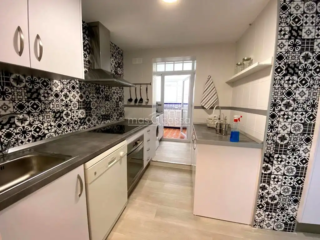 Cocina de Piso de alquiler en La Línea de la Concepción con Amueblado