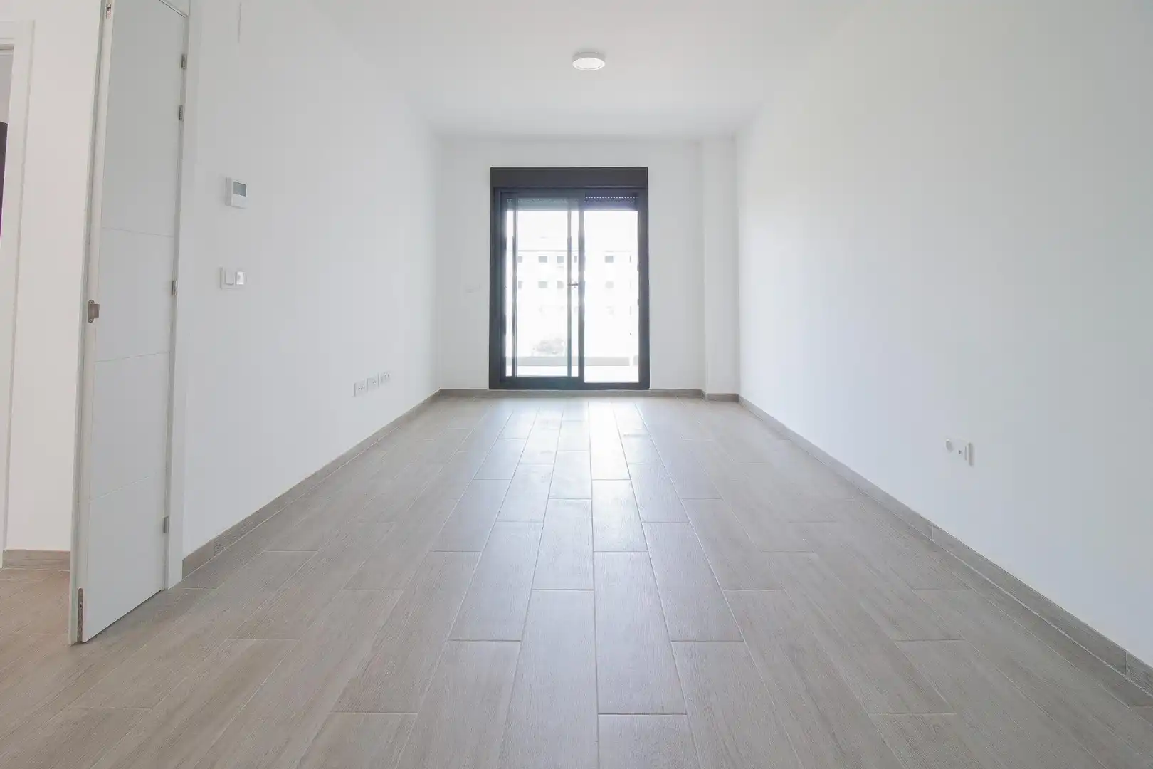 Piso de alquiler en La Rinconada con Aire acondicionado, Jardín privado y Terraza