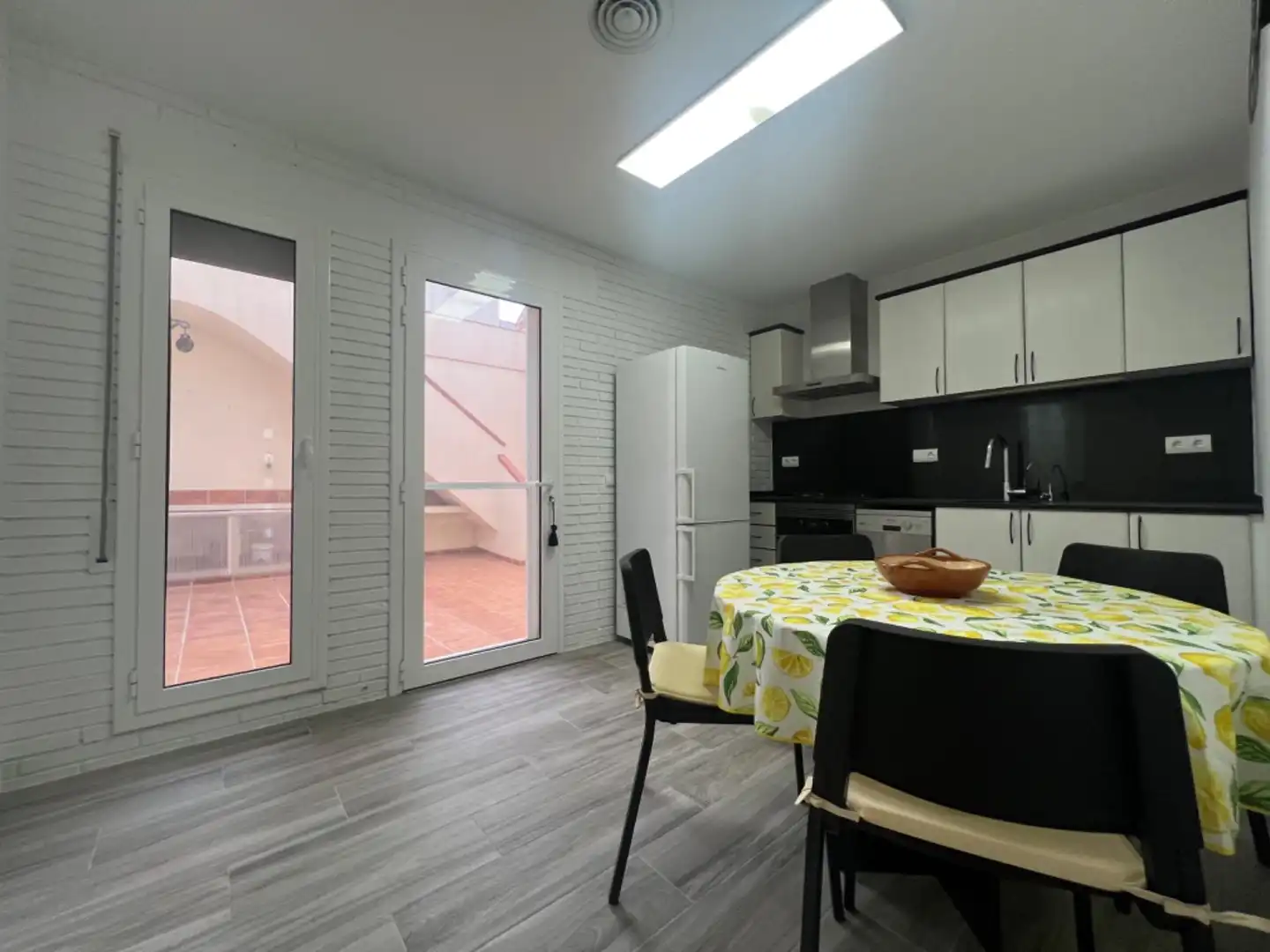 Houses for rent in Camarles