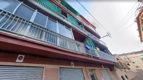 Mollet del Vallès (Barcelona). "OKUPADO" (no se puede visitar ni hipotecar).