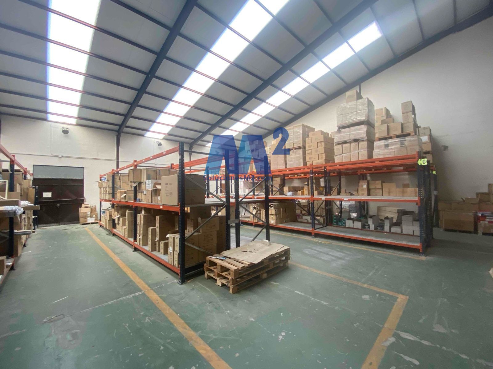 Nau industrial de lloguer en Alcobendas