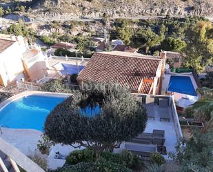 Piscina de Casa adosada en venda en Calpe / Calp amb Aire condicionat, Terrassa i Piscina