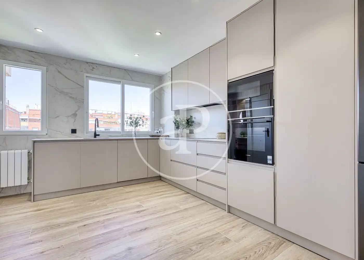 Kitchen of Flat for sale in Madrid  with Air Conditioner, Heating and Terrace