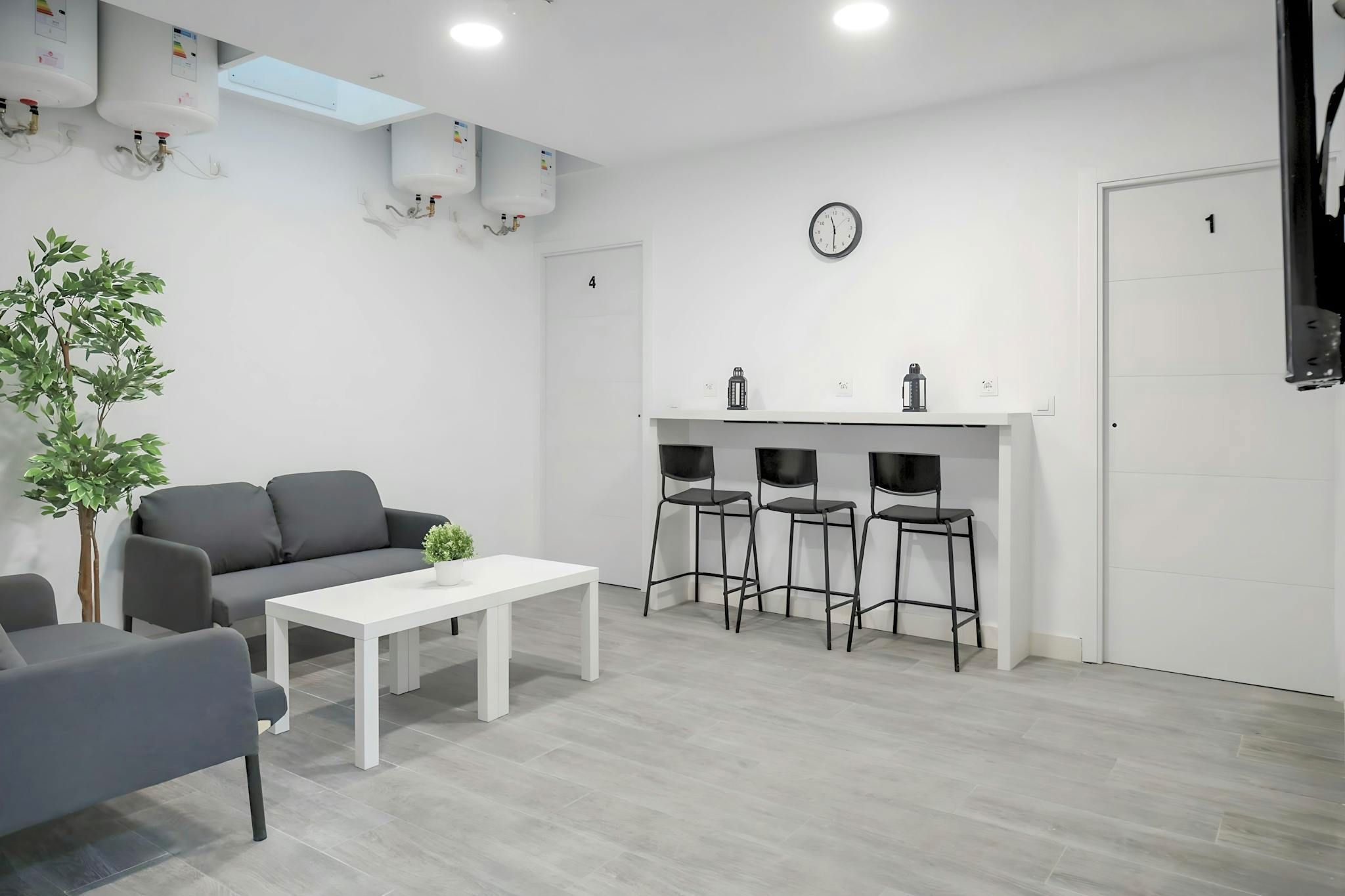 Piso de alquiler en  Madrid Capital con Aire acondicionado, Calefacción y Amueblado