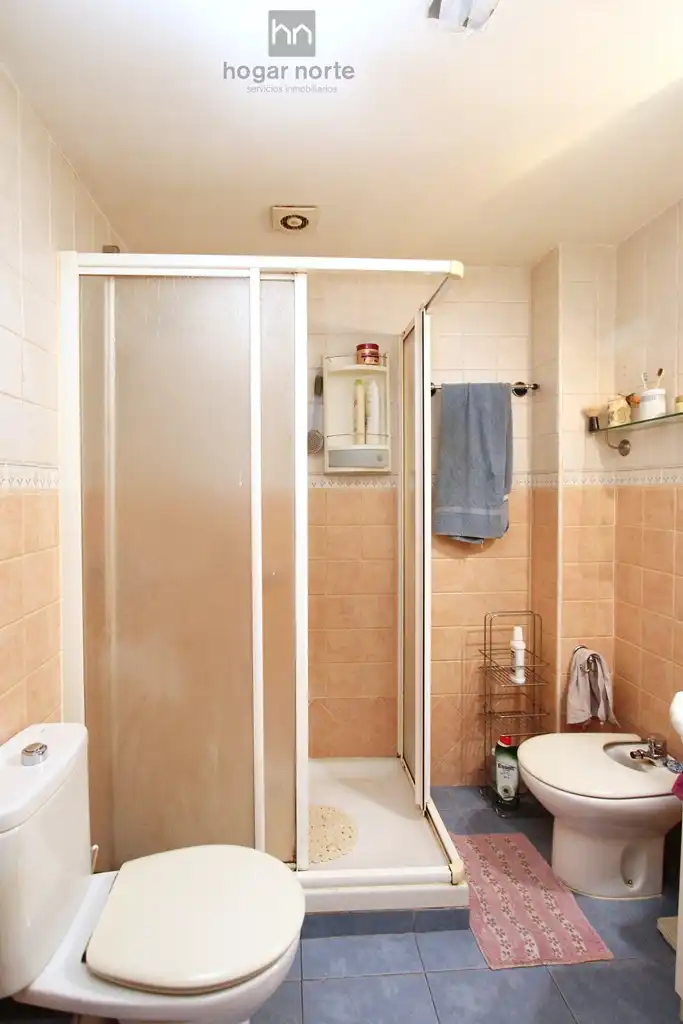 Bathroom of Flat for sale in Alcobendas  with Heating, Terrace and Community pool