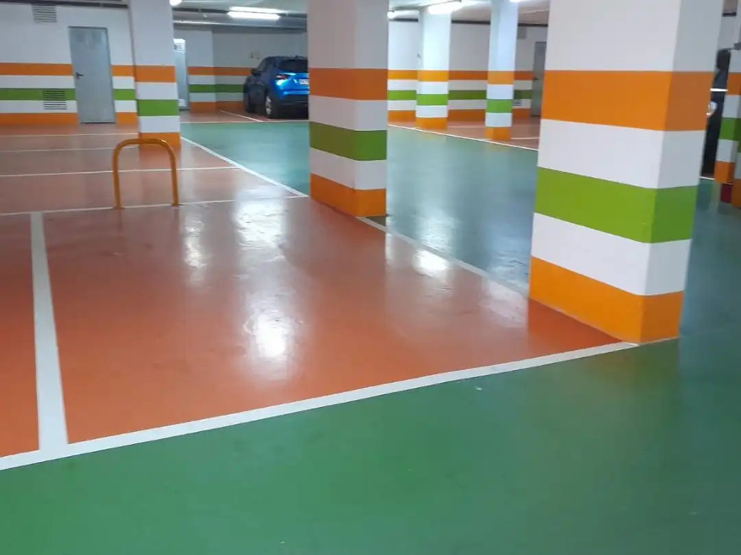 Parkplatz von Garage zur Miete in Sanxenxo mit Alarm