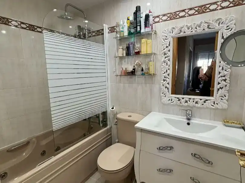 Bany de Dúplex en venda en Majadahonda amb Aire condicionat, Parquet i Traster