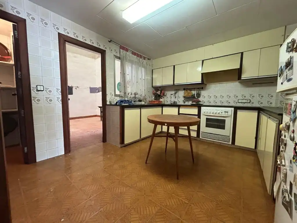 Kitchen of Flat for sale in Carcaixent  with Terrace and Balcony
