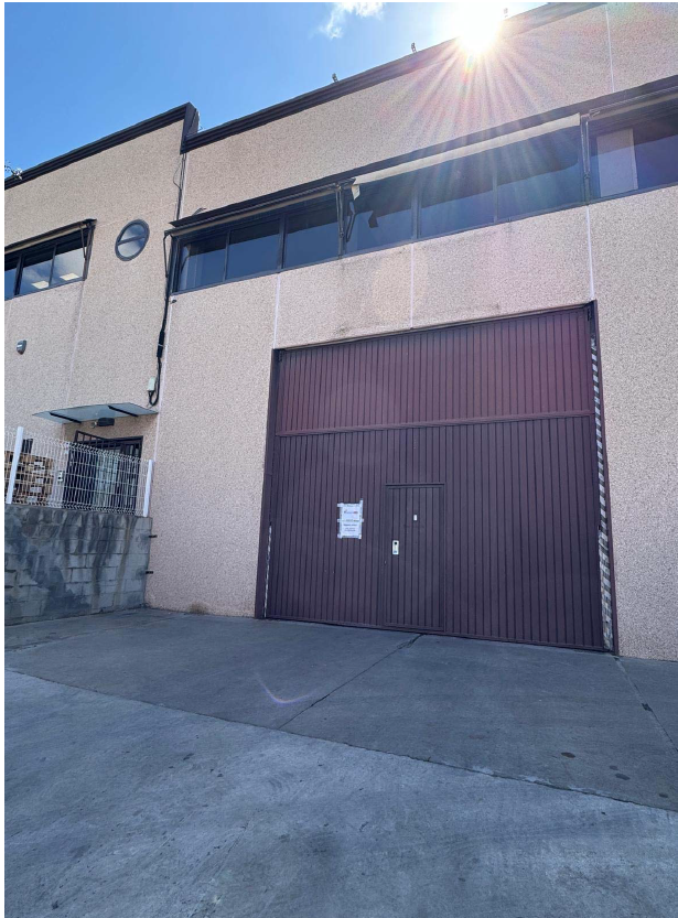 Vista exterior de Nau industrial de lloguer en Sant Joan Despí
