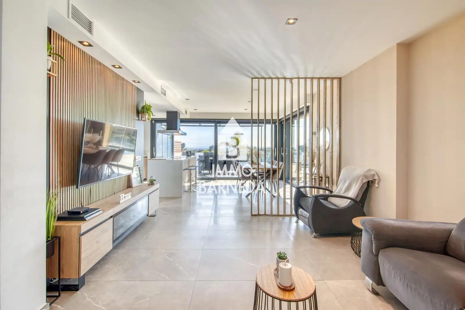 Wohnzimmer von Haus oder Chalet zum Verkauf in Palau-saverdera mit Klimaanlage, Heizung und Privatgarten