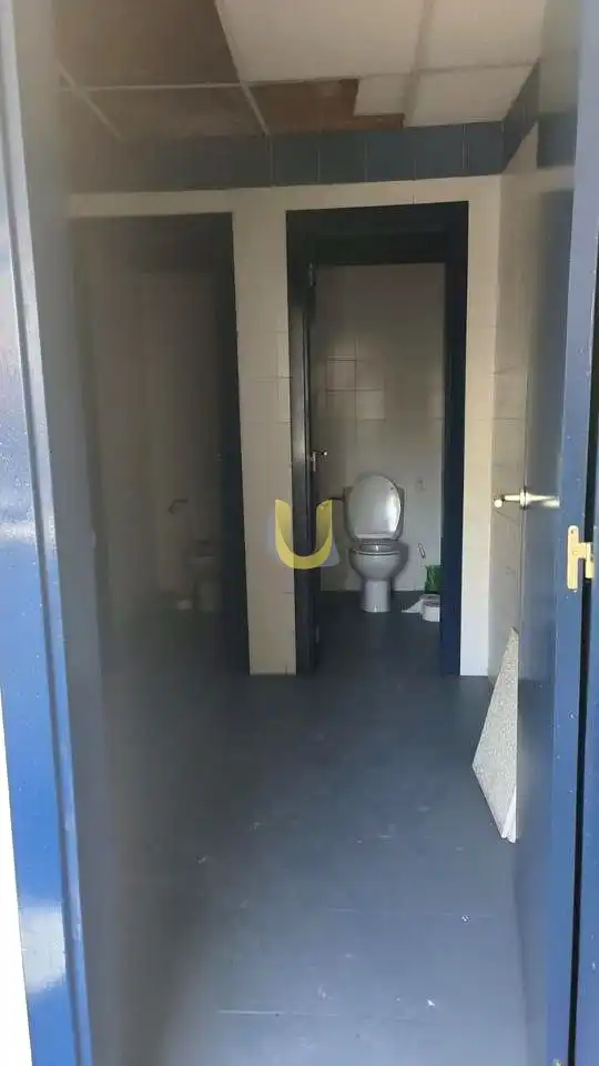 Bathroom of Industrial buildings for sale in Madrid