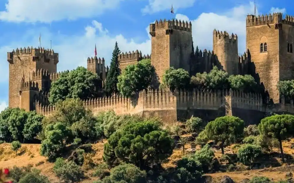 Terrenys i solars en venda a Almodóvar del Río