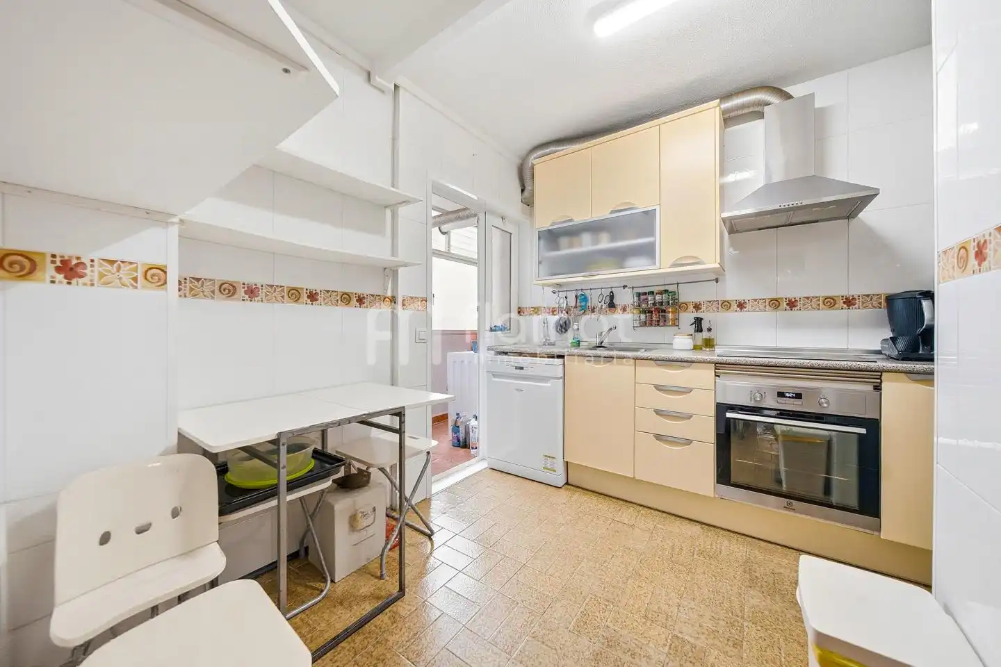 Kitchen of Flat for sale in Figueres