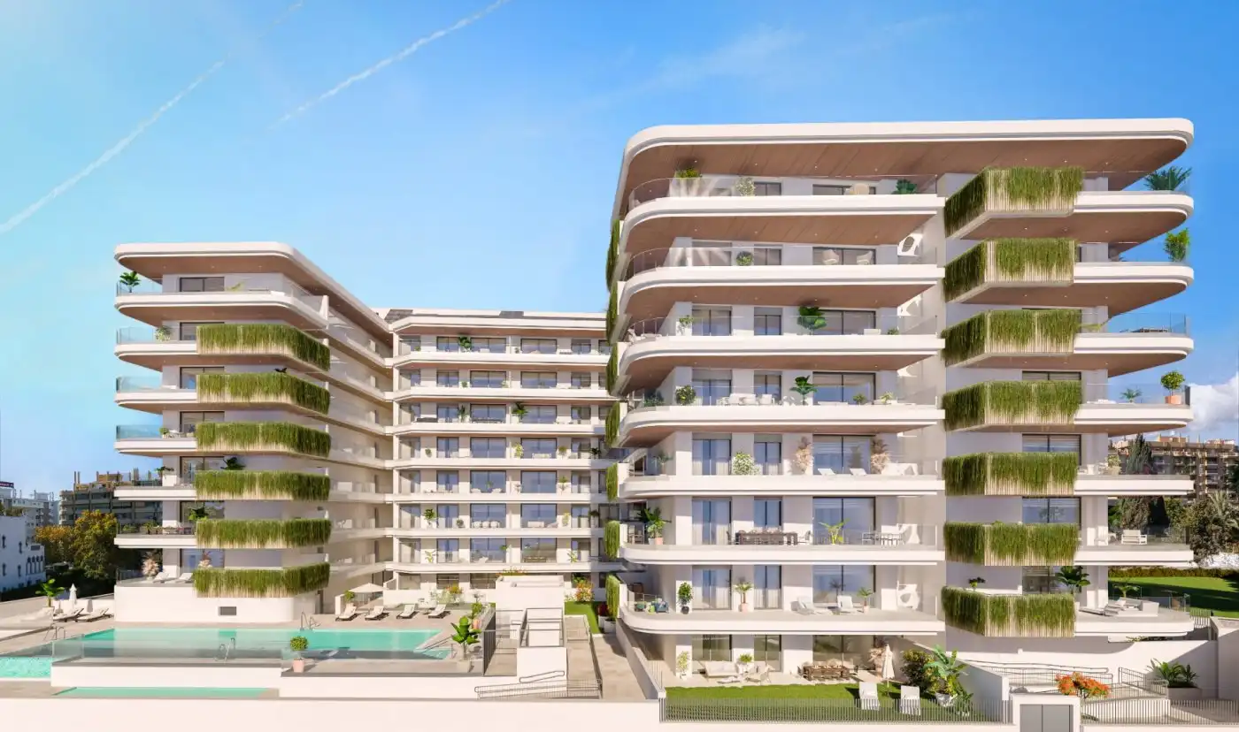 Flat with pool for sale in Puerto Deportivo