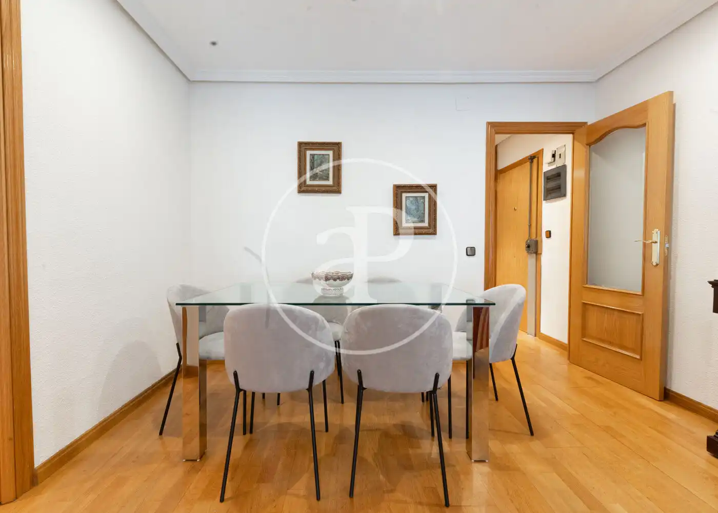 Flat for rent in Calle de María de Guzmán, Ríos Rosas - Nuevos Ministerios