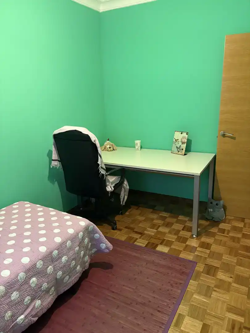 Bedroom of Flat for rent in A Milagrosa
