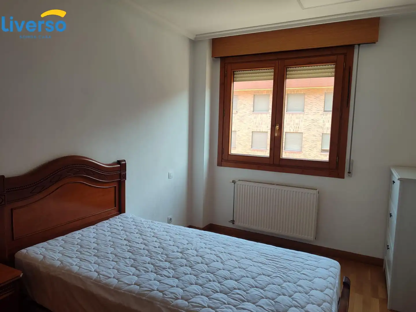 Habitación de Piso de alquiler en Burgos con Calefacción, Trastero y Amueblado