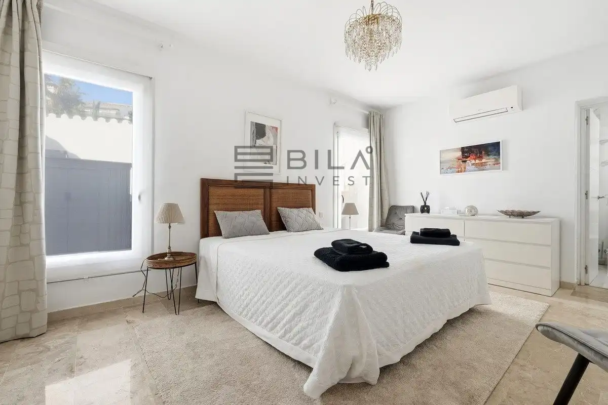 Detached house with pool for sale in Cerros del Aguila, imagen 27
