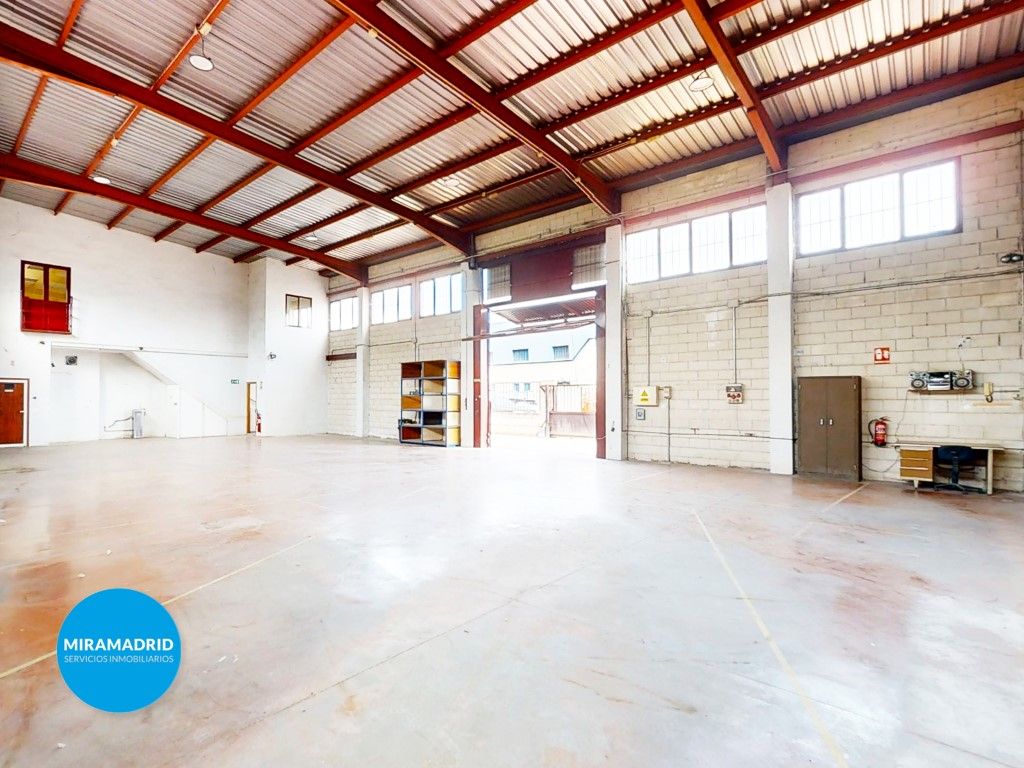 Nau industrial en venda en Paracuellos de Jarama