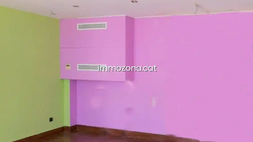 Habitación de Local en venta en Palafrugell