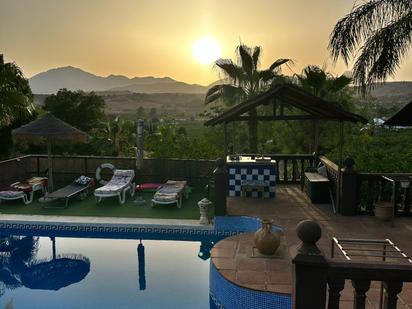 Jardí de Finca rústica en venda en Pizarra amb Aire condicionat, Calefacció i Jardí privat