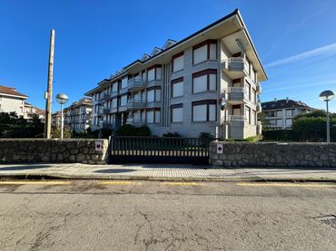 Ático con piscina en venta en Tregadín