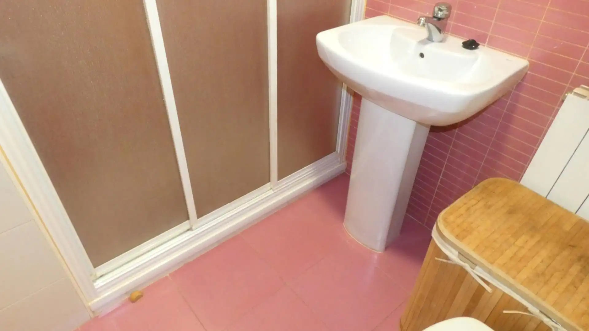 Bany de Pis de lloguer en Utebo amb Aire condicionat, Calefacció i Parquet
