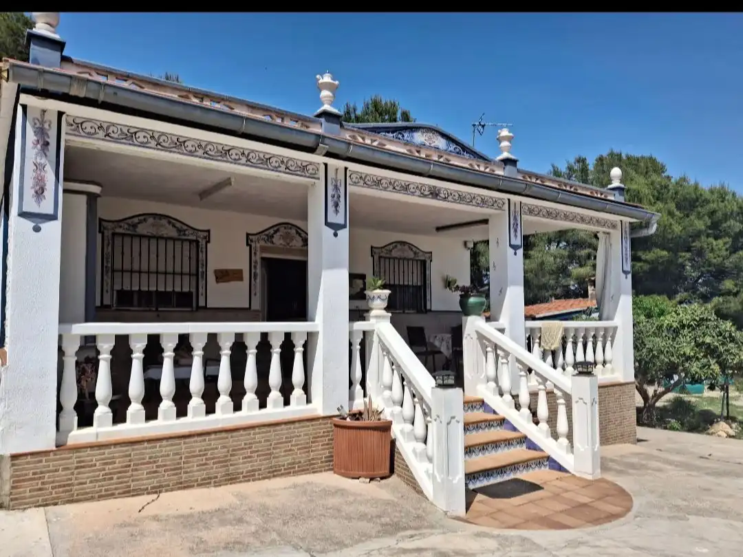 Chalet con piscina en venta en Carrer Dos de Maig 1