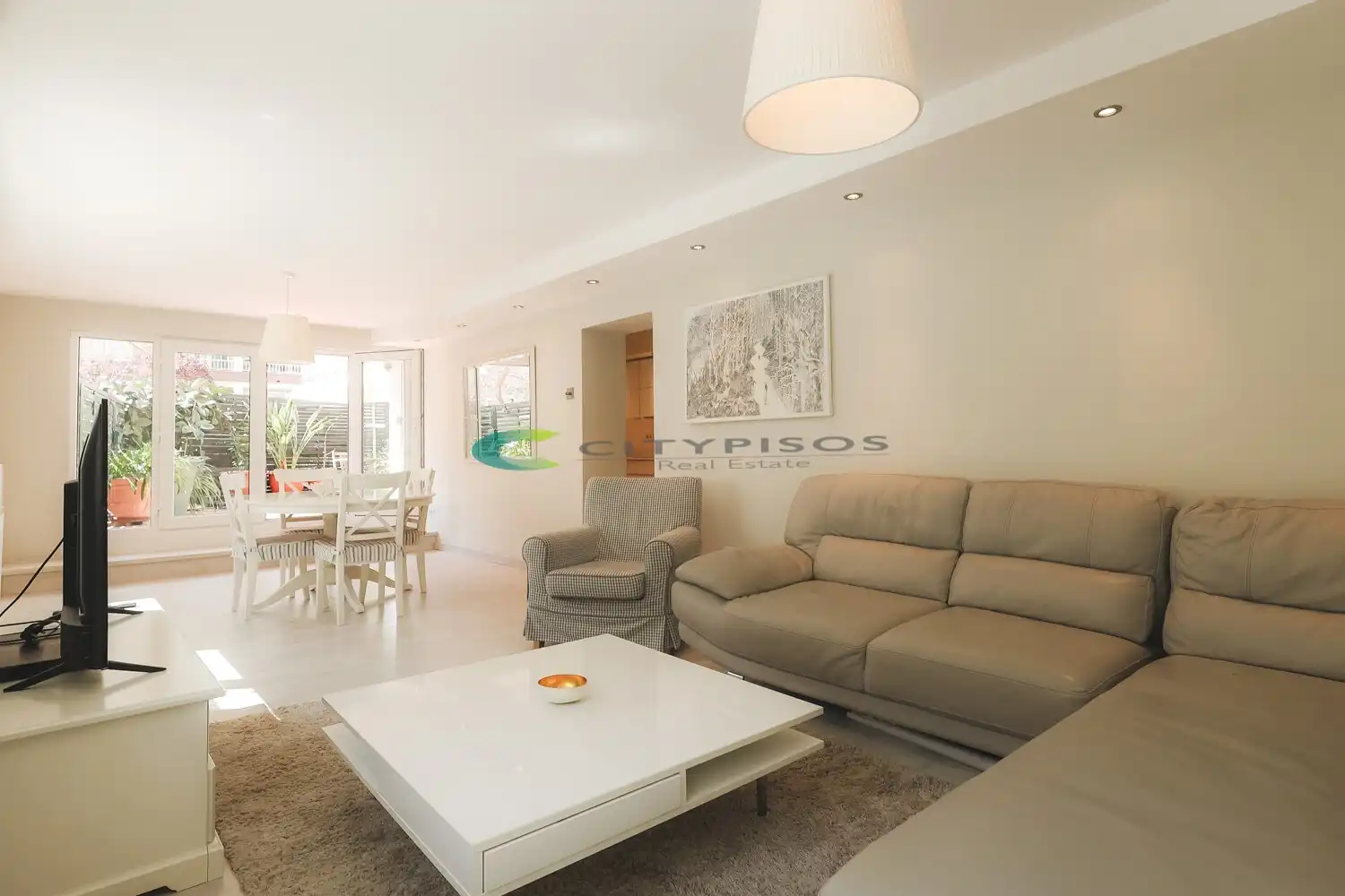 Sala de estar de Piso en venta en Barcelona con Aire acondicionado, Calefacción y Parquet