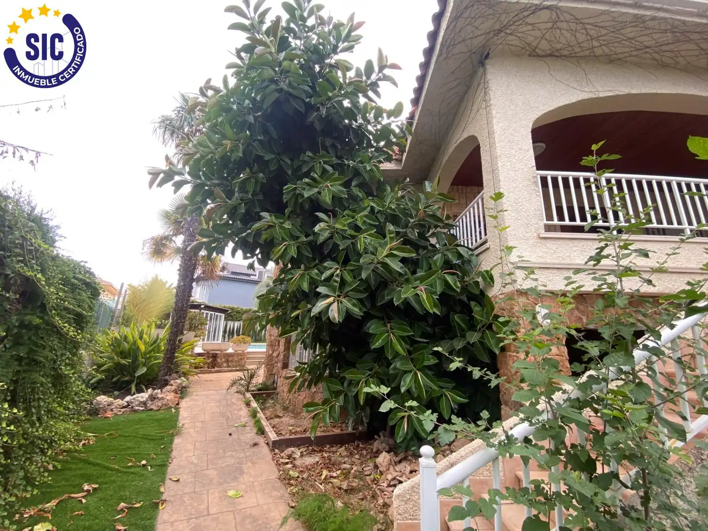 Vista exterior de Casa o chalet en venta en Torrent con Aire acondicionado, Calefacción y Jardín privado