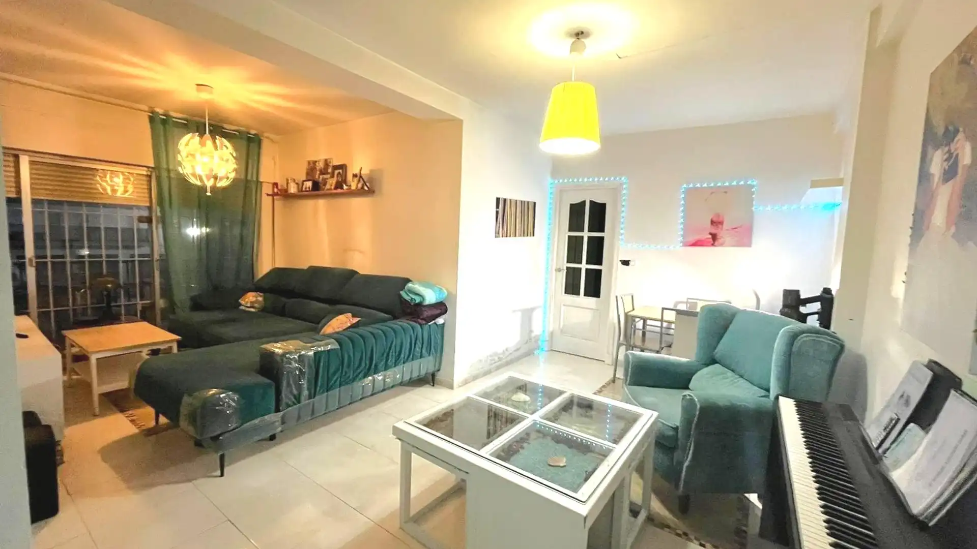 Sala d'estar de Pis en venda en Jerez de la Frontera amb Aire condicionat