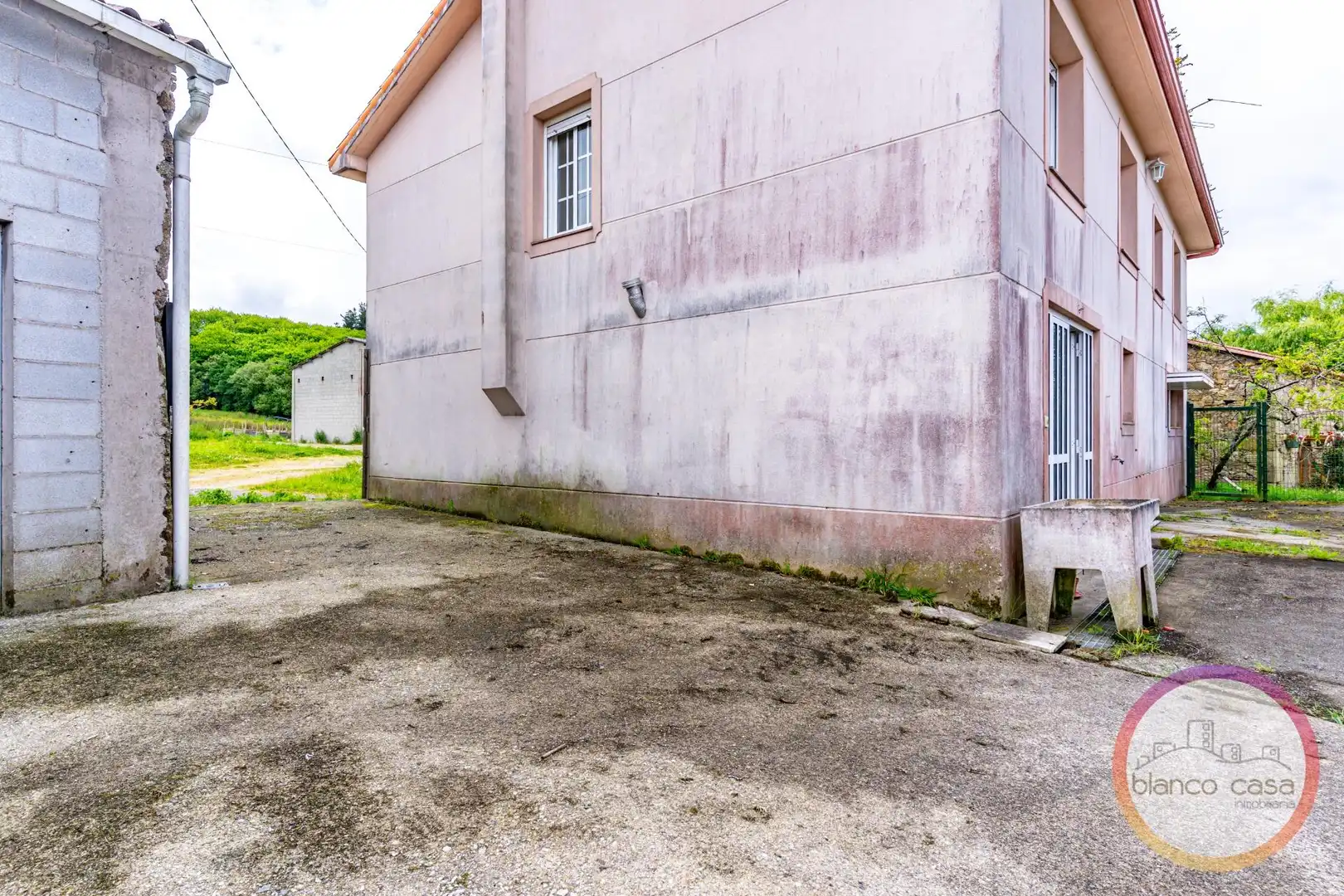Außenansicht von Haus oder Chalet zum Verkauf in A Laracha   mit Heizung und Möbliert