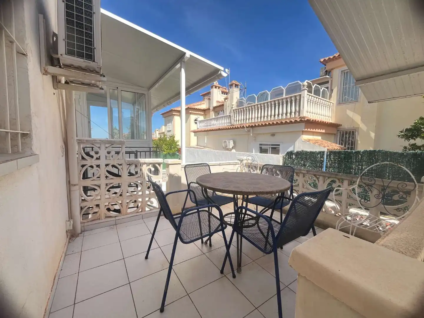 Terrassa de Casa o xalet en venda en Torrevieja amb Aire condicionat, Calefacció i Terrassa