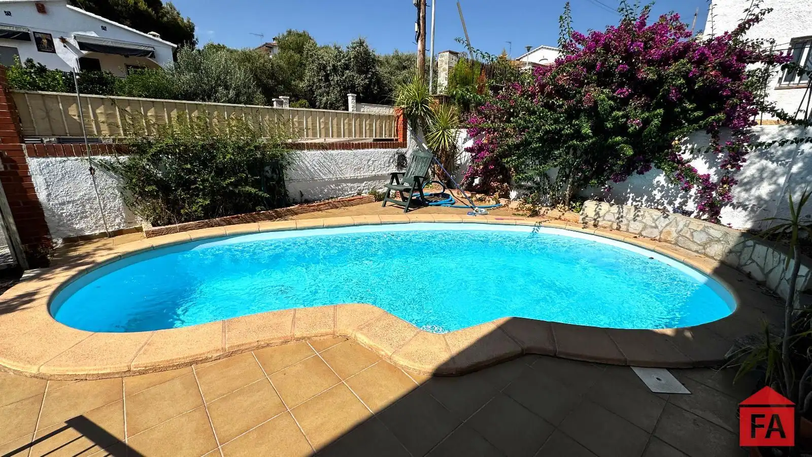 Piscina de Casa o chalet en venta en El Vendrell con Aire acondicionado, Calefacción y Trastero